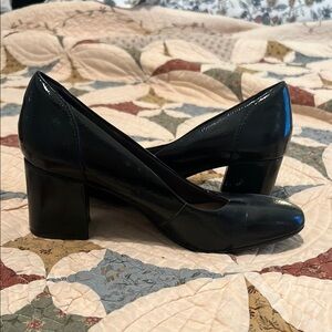 Clarks Sz 10 Black Women's Block Heel Shoes